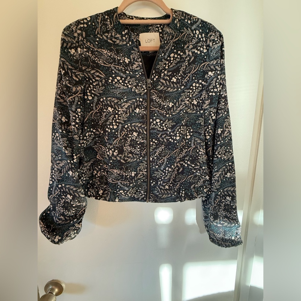 LOFT Lightweight Floral Bomber Jacket - Picture 3 of 13